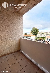 Rezerwacja • Dwa pokoje • balkon • centrum