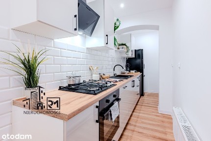 3 pokoje, Osobna kuchnia, 1 piętro, Centrum Miasta