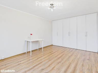 Jasne mieszkanie na Zadolu - CO miejskie