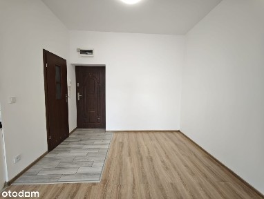 Kawalerka z balkonem w samym centrum Siemianowic!