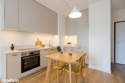 2-pokojowe | 30.77 m2 | Balkon | Internet w cenie | Bezpośrednio
