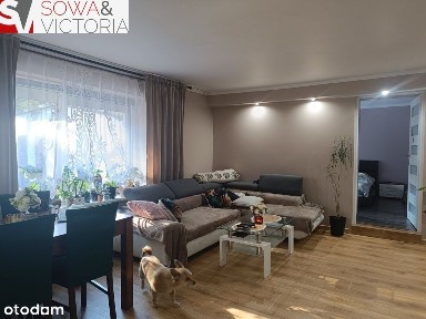 Parter domu z pięknym ogrodem.