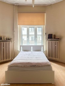 Miwszkanie przy Placu solnym/2 pokoje/oddzielna kuchnia