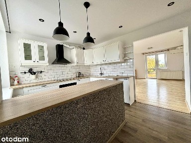 Przestronne mieszkanie z garażem i ogródkiem- STOGI