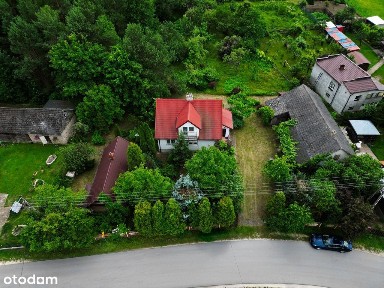 Dom w Rusinów obok Chlewisk