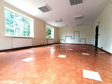 Budynek mieszkaniwo - usługowy. Zapraszam