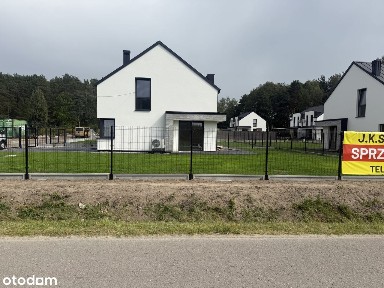 Nowoczesny Eko dom pompa ciepła / klimatyzacja