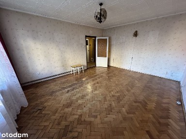 Duży salon, balkon, centrum, ogrzewanie gazowe