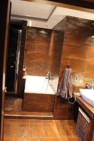 Sprzedam dom wielorodzinny w Zamosciu wraz z halami