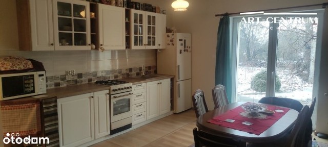 Dom po remoncie w centrum miasta.