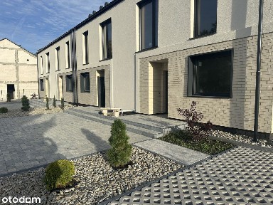 Nowoczesne mieszkanie z ogrodem