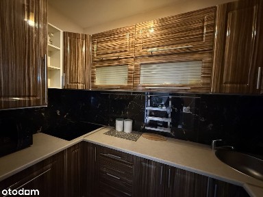 Dwupoziomowy apartament z kominkiem i parkingiem, 3 km. od Chochołowa.