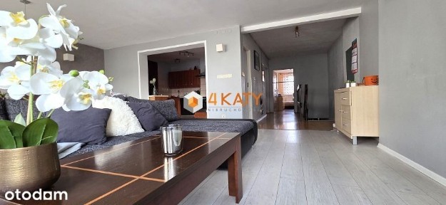 Dom przy Rynku- 4pok.