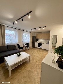 Kawalerka po generalnym remoncie Blisko ŚUM Sprawdź