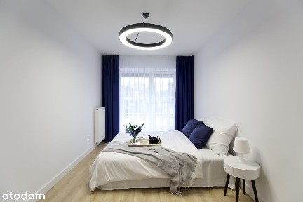 Trzypokojowe mieszkanie z garderobą|Taras - 35 m2|Parking|Centrum