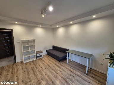 Mieszknie 2 pokojowe w bardzo dobrej lokalizacji, ul. Weteranów