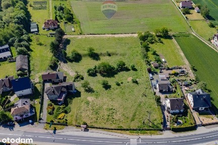 Duży dom i duża działka przy Dw780 pierwsza linia