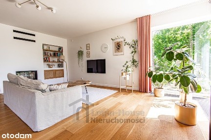 Wolnostojący, parterowy dom z poddaszem użytkowym!