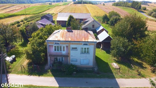 Dom + budynki gospodarcze Batorz Pierwszy, gm. Batorz, powiat Janowski