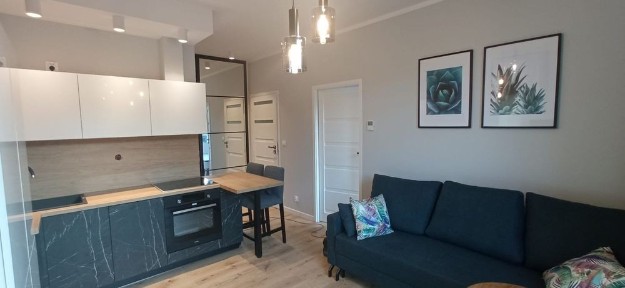 Nowoczesny 2 pokojowy apartament z miejscem postojowym przy ul. Nowej