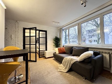 2 pokoje, 32 m2, Metro Pole Mokotowskie - od grudnia