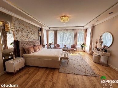 Stylowy dom z dużą działką, widok na góry