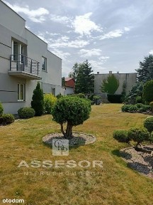 Dom oś. Widok, budynek do działalności gospodarczej