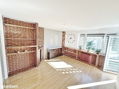 Atrakcyjne mieszkanie z balkonem