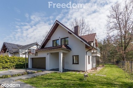 Rodzinny dom wolnostojący w Zakręcie
