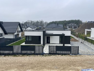 Nowoczesne domy parterowe w Brzezinach 13 km od centrum Kielc