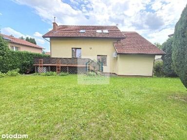 Przestronny dom w Bolesławcu z 2001 roku