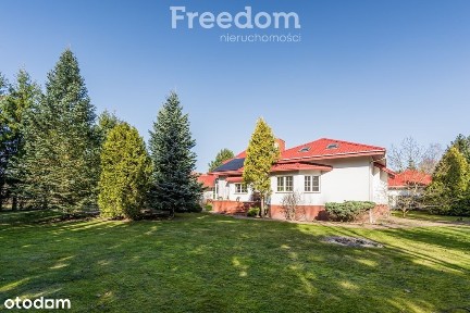 Wynajmę samodzielną część domu pod Warszawą.