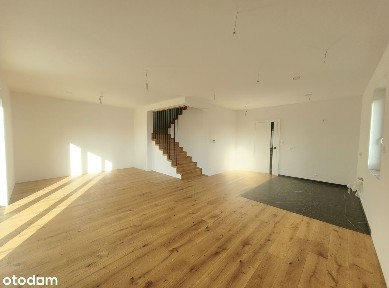 centrum|duża działka|rolety|okno HST|gotowy|PKM|tanie utrzymanie