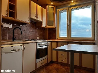 Na sprzedaż mieszkanie 67,5 m2 do odświeżenia