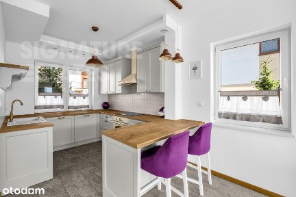 Rodzinny dom na zamkniętym osiedlu w Ożarowie