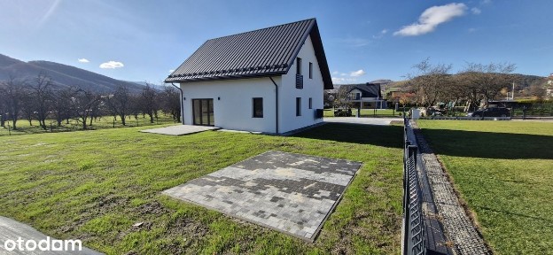 Nowy dom do wynajęcia.