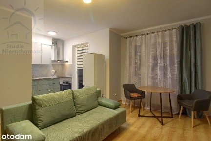 Umeblowana kawalerka z balkonem i m.postojowym