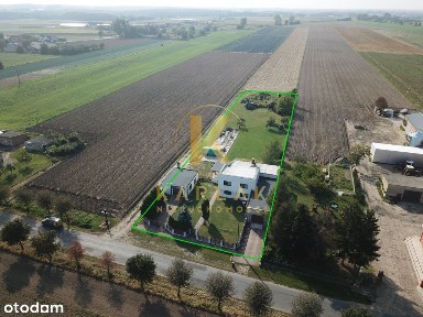 Posiadłość na wsi - dom 276 m2, działka 5020 m2