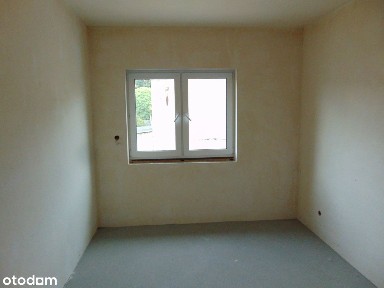 Nowo wybudowany dom w centrum Zielonej Góry.