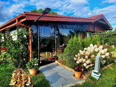 Dom na działce z linią brzegową.Działka ponad 4100m²,nasadzenia,media