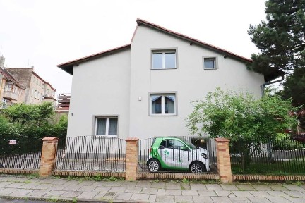 Okazja! Duży dom 180m2 do wynajęcia. Dzielnica Krzyki.