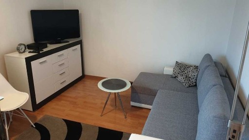 Komfortowa duża kawalerka 35 m na Bielanach