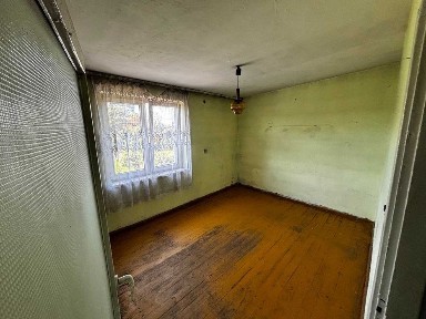 Rezerwacja - Mieszkanie z potencjałem 9 km od Majalandu.