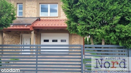 Dom, 200 m², Augustów