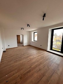 Nowa cena - mieszkanie z balkonem - przy Rynku - Kęty.