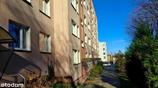 *Przestronne, 3 pokojowe, dwustronne, z balkonem*