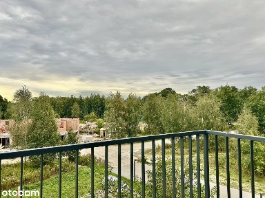 Duże mieszkanie 2 poziomowe z komórką i 2 miejscami pos.