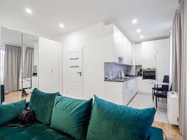 Nowy 2 PAK! CENTRUM! Wyremontowana kamienica!