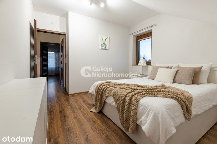 Dom w spokojnej okolicy blisko centrum