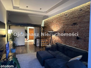 Klimatyczne mieszkanie w kamienicy.